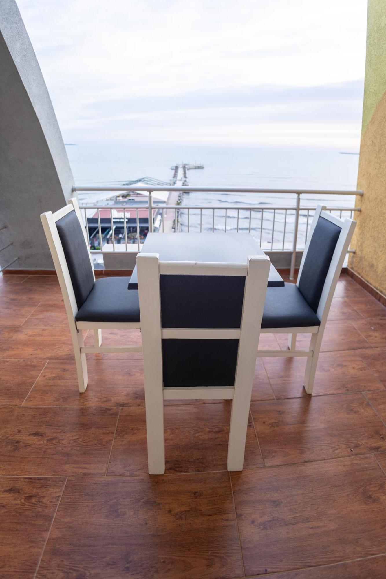 Klebrido And Restaurant 3* Durrës