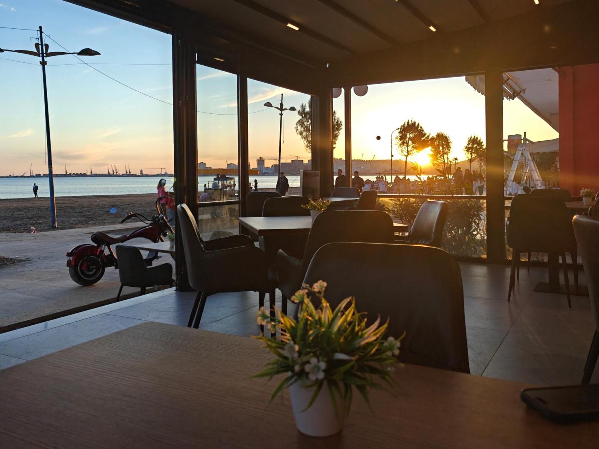 Klebrido And Restaurant Durrës